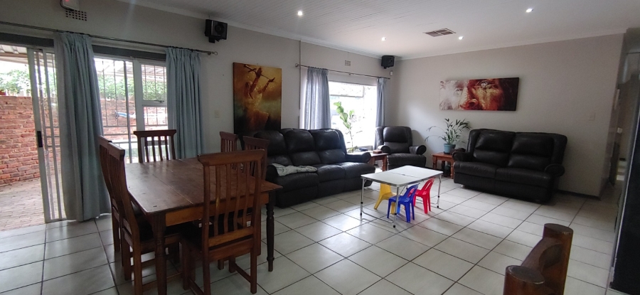 4 Bedroom Property for Sale in Hillcrest Northern Cape